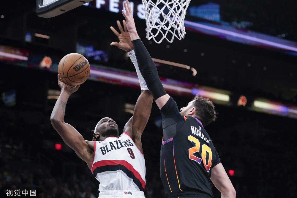 通过对足球 通过对足球