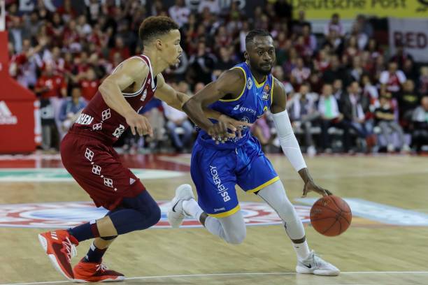 细分市场的 细分市场的